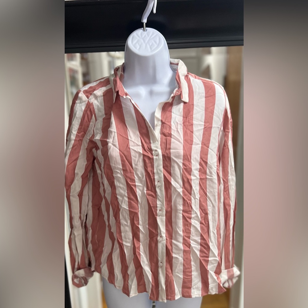 Pink and White Striped Button Down
Brand: Divided (H&M)